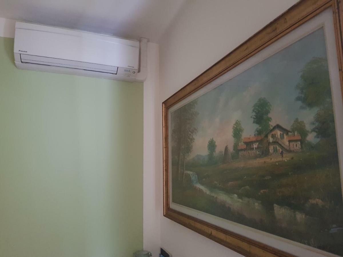 B&B Del Lago إيسبرا المظهر الخارجي الصورة